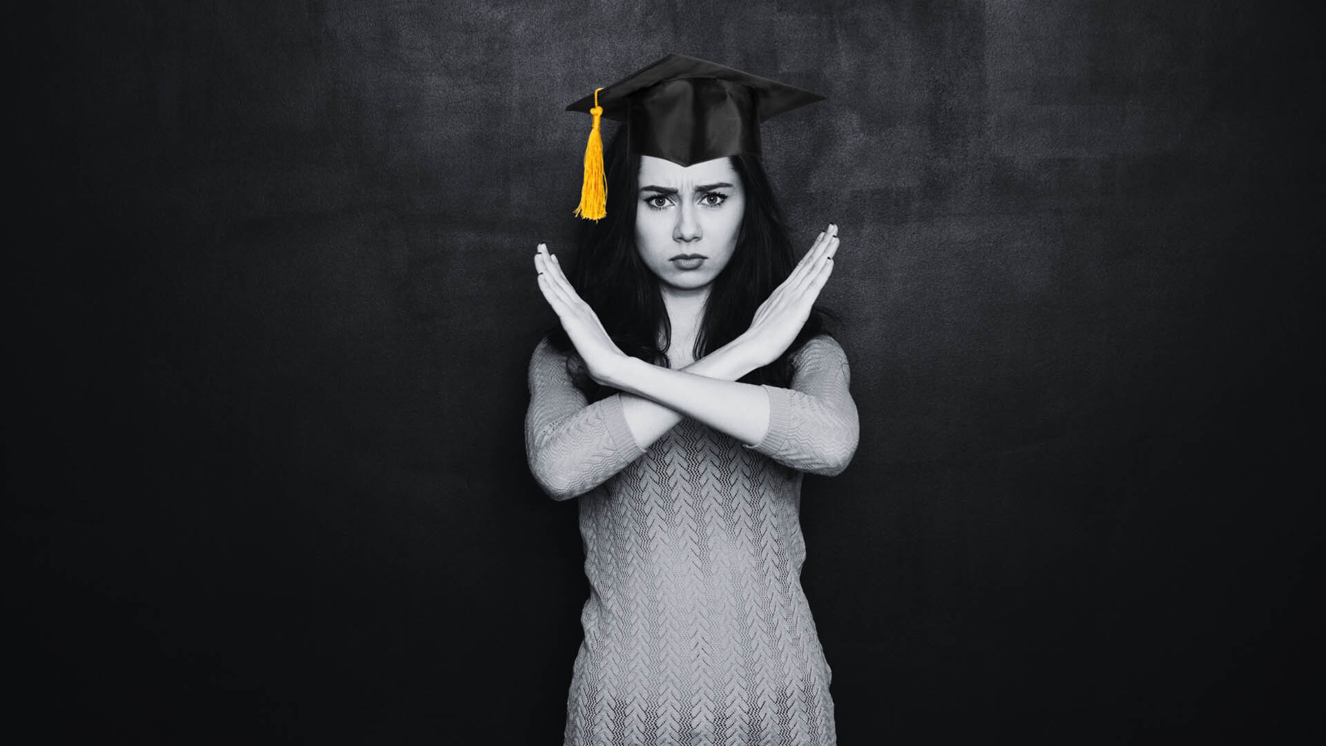 A woman wearing a graduation cap celebrates her success and achievements, symbolizing new beginnings and milestones. She is exploring trusted marriage proposals in Sri Lanka, including Mangala Yojana, Lanka matrimony, Lahipita marriage proposals, and Catholic marriage proposals, as she plans her future through a top wedding proposal website.