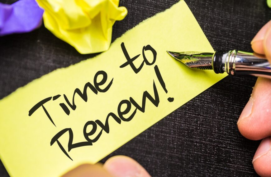 A calendar page marked with a reminder, symbolizing the need to renew Poruwa.lk subscriptions for better visibility in Sri Lankan matrimony, marriage proposals in Sri Lanka, Mangala Yojana services, and Poruwa ceremony planning through trusted wedding proposal websites.